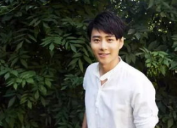 演员常戎资料,从军旅演员到影视界硬汉的蜕变之路