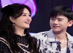 爱情娱乐圈,爱情故事线