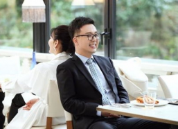 娱乐圈的律师,揭秘明星法律纠纷背后的真相